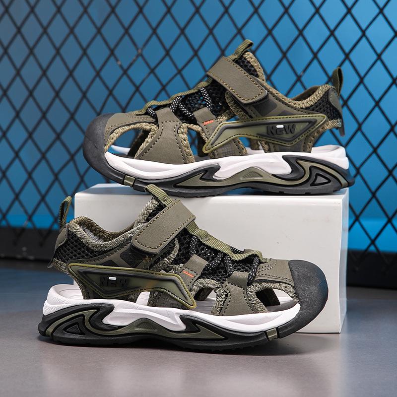 Boys' Lightweight Closed-Toe Water-Resistant Sandals - Non-Slip Outdoor Sports Beach Shoes (2026 Summer Style)