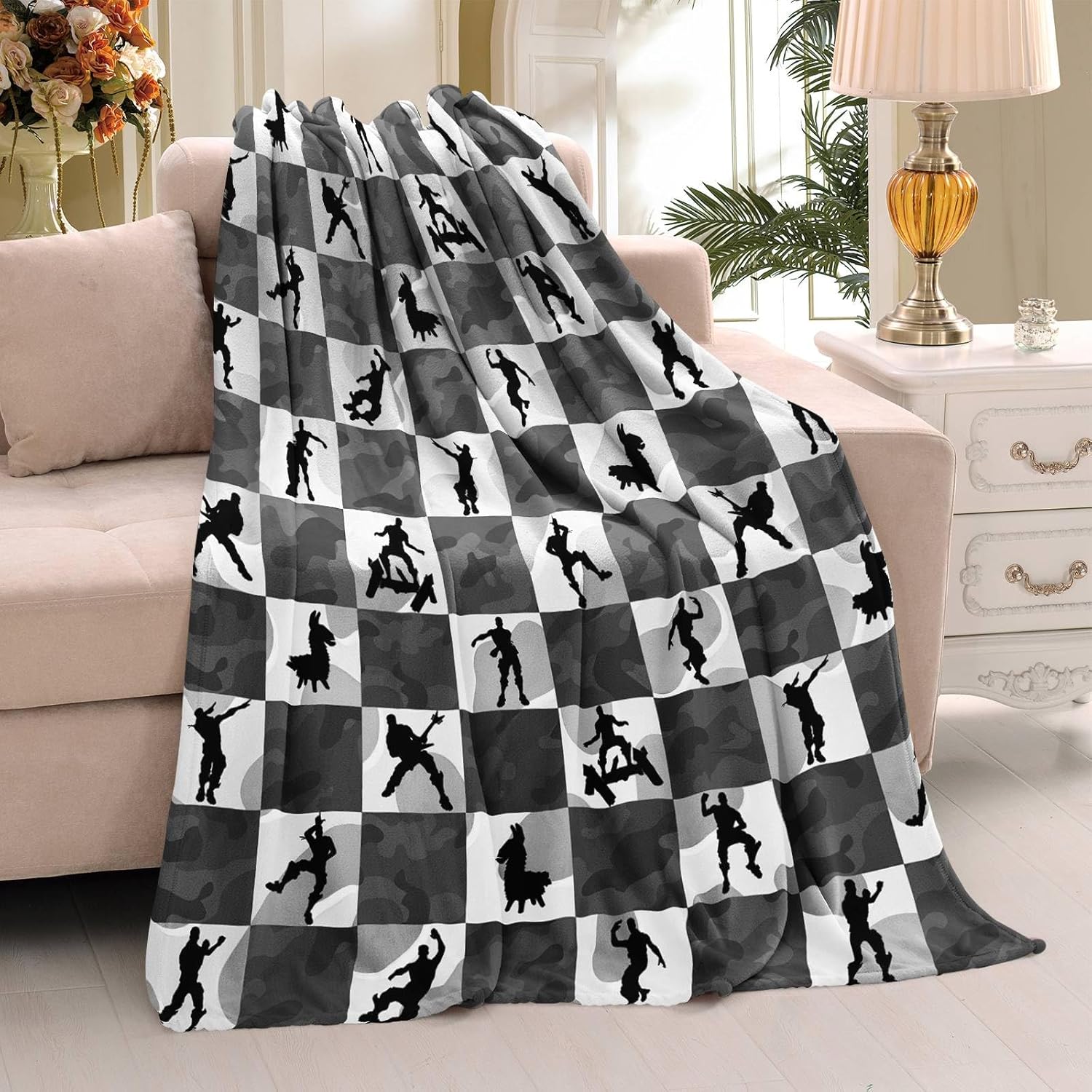 

Cozy Flannel Throw Blanket Soft GamesThemed Decor for Kids Teens and Adults Perfect for Birthday Gifts Grey x Inches 100x150cm