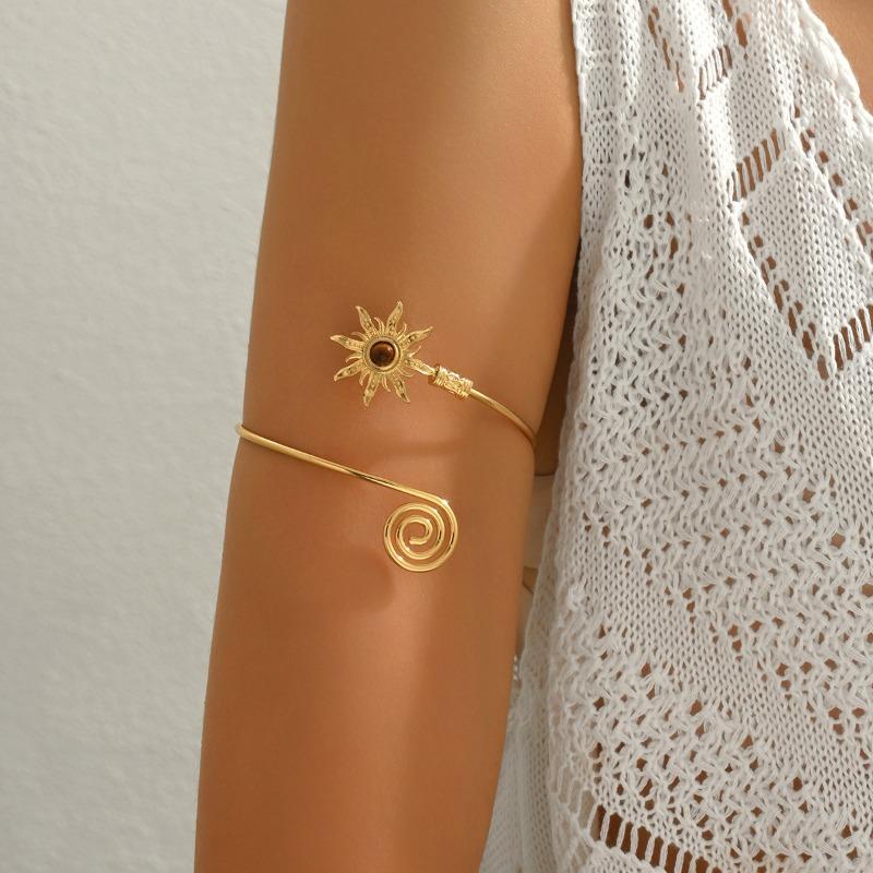 Retro Sunflower Bracelet Metal Jewelry Women's High-end Open Bracelet Adjustable Arm Ring
