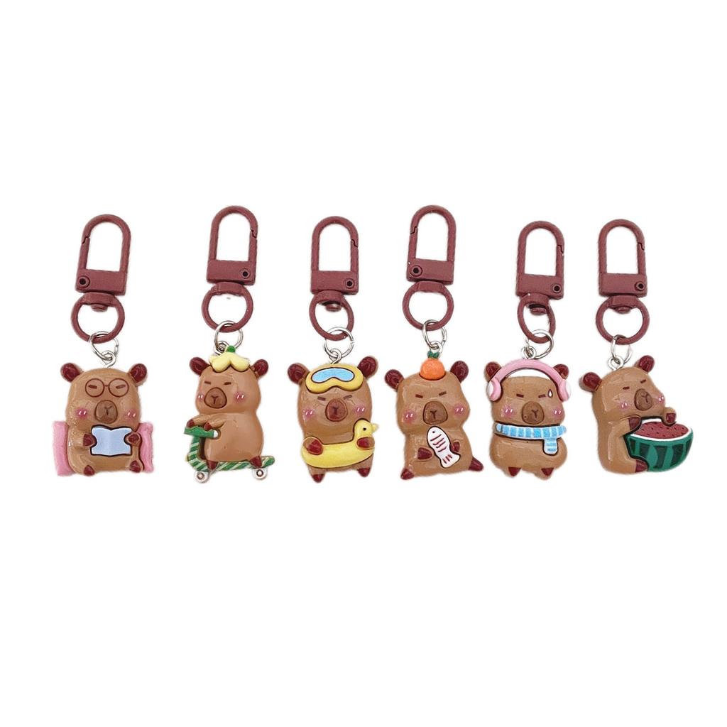 Set of 5/6 Stylish Capybara Keychain Animal Keyring Ornament Lovely Resin Bag Pendant Accessories for Animal Lovers