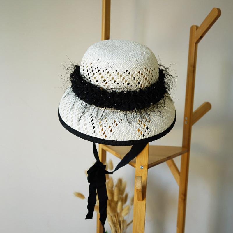 French Elegant Retro White Hepburn Fungus Lace-Up Bell-Shaped Basin Hat Woven Straw Hat Women'S Summer Vacation Fisherman'S Top Hat