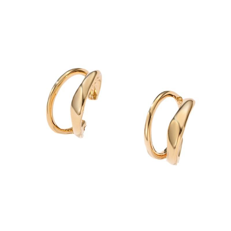 High-End No-Piercing Ear Cuff: Light Luxury Earrings with Simple, Elegant Design.