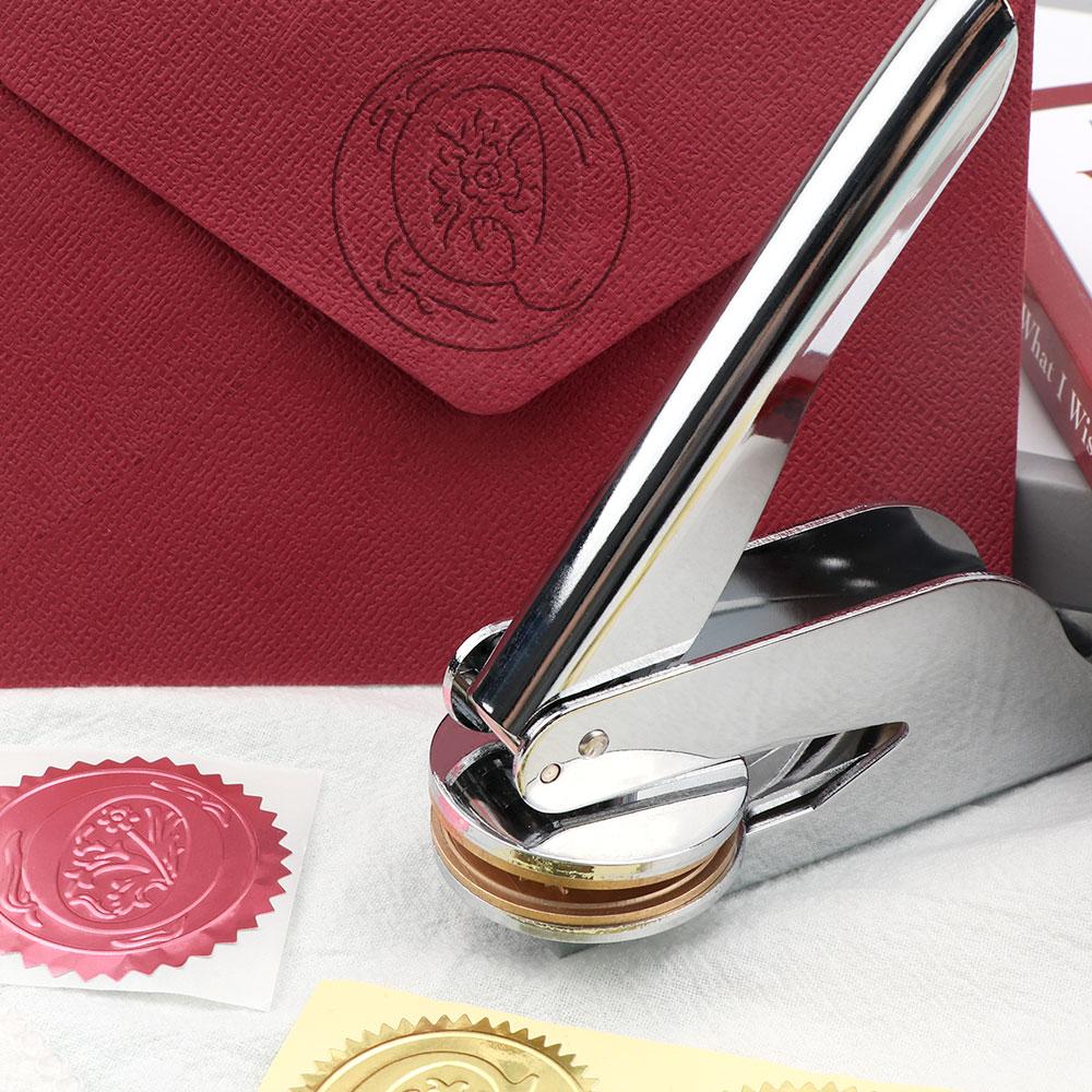 26-Buchstaben-Prägeprägestempel - Handgehaltener Prägestempel, am besten für Bücher, Briefumschläge, Servietten, florale Ex Libris, tolles Geschenk für Buchliebhaber