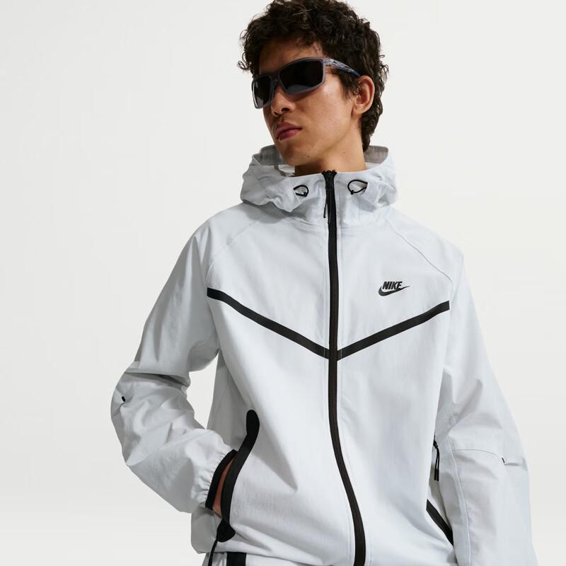 Nike Men's Woven Fitness Running Jacket