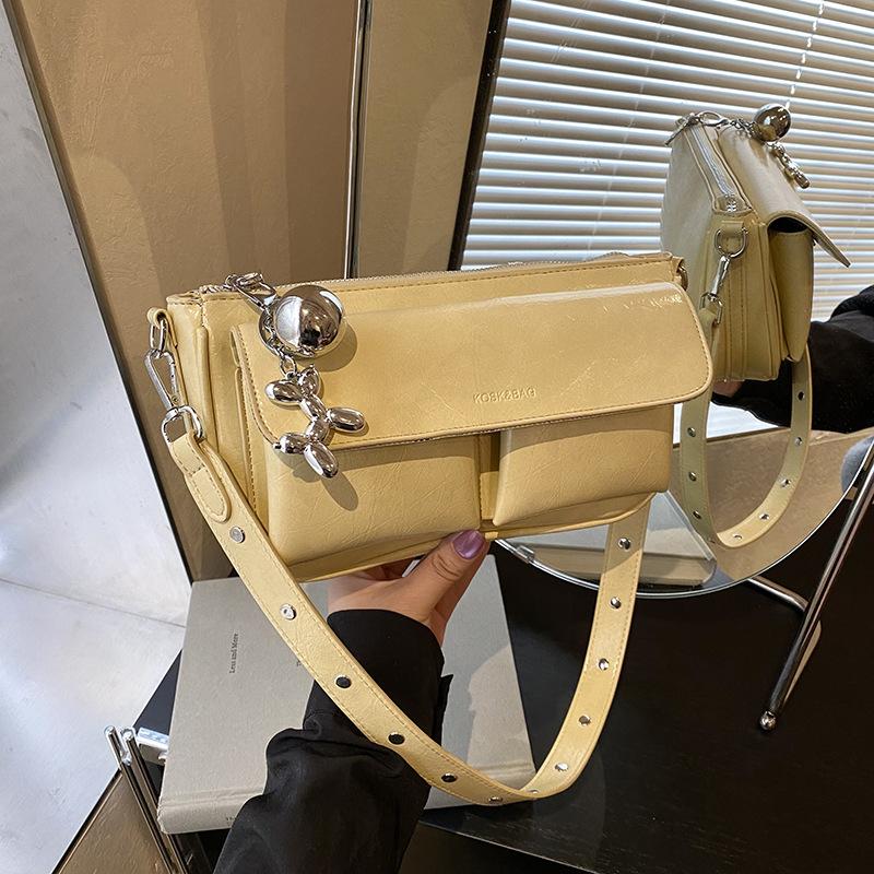 Large-capacity bag women's summer new niche messenger bag casual shoulder underarm small square bag