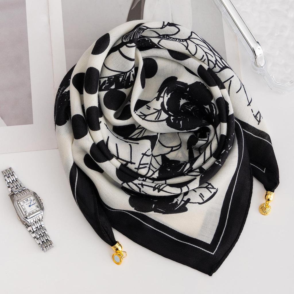 Women's Magnetic Buckle Cotton Scarf - Stylish, Lightweight, Comfortable Neck Protection