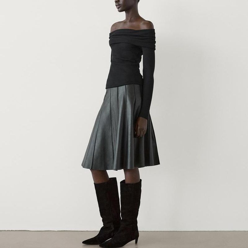 MD Spring New Nanfa Elegant Elegant Black Lady Style Silm off-Shoulder Long Sleeves Knitting T-shirt 6255107