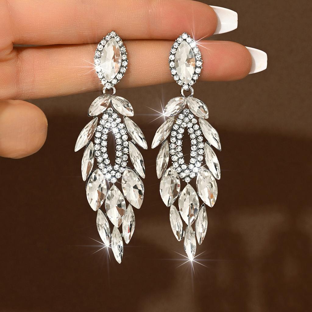 Light Luxury Style Diamond-Encrusted Hollow Water Drop Earrings, Personality Niche Temperament, High-End Earrings, Women