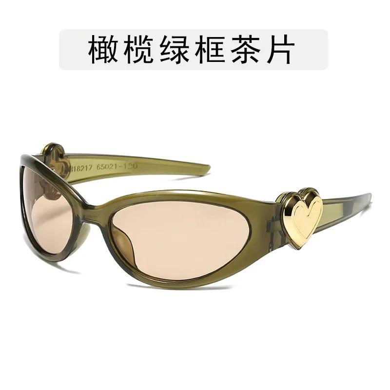 Retro  Style Oval Sunglasses Women Fashion Heart Frame Sports Goggles Popular Cat Eye Party Sun Glasses Ladies