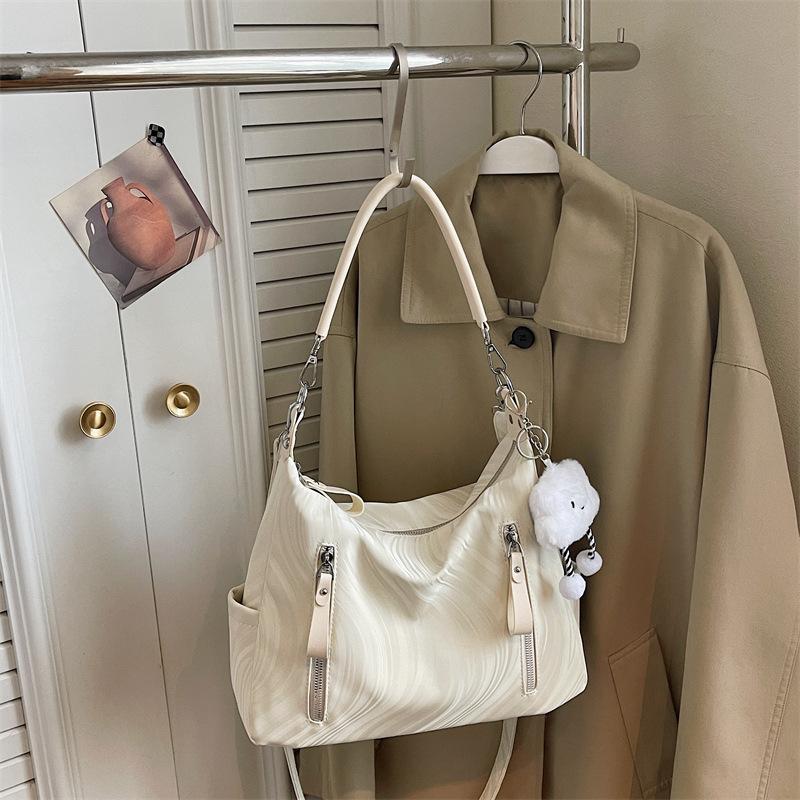 New Spring Korean Style Fashi Crossbody Bags for Women Trendy Simple Shoulder Bags Fashiable and Versatile Commuting Bag