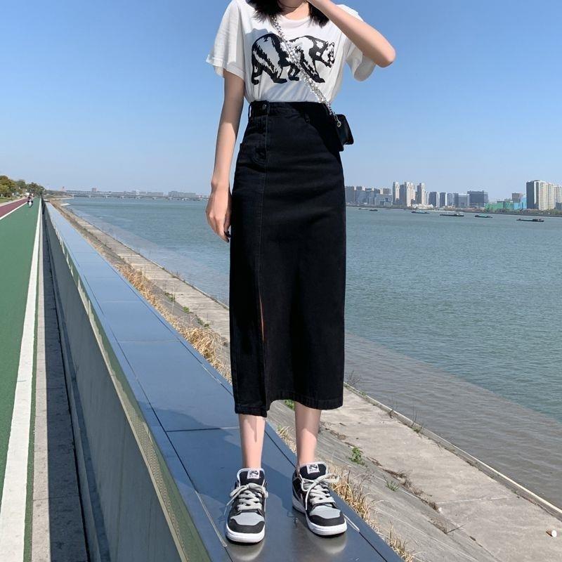 Qooth Casual Women Black Denim Skirt Side Slits Asymmetrical Bodycon Mid Length Slim Simple Skirt QT2652