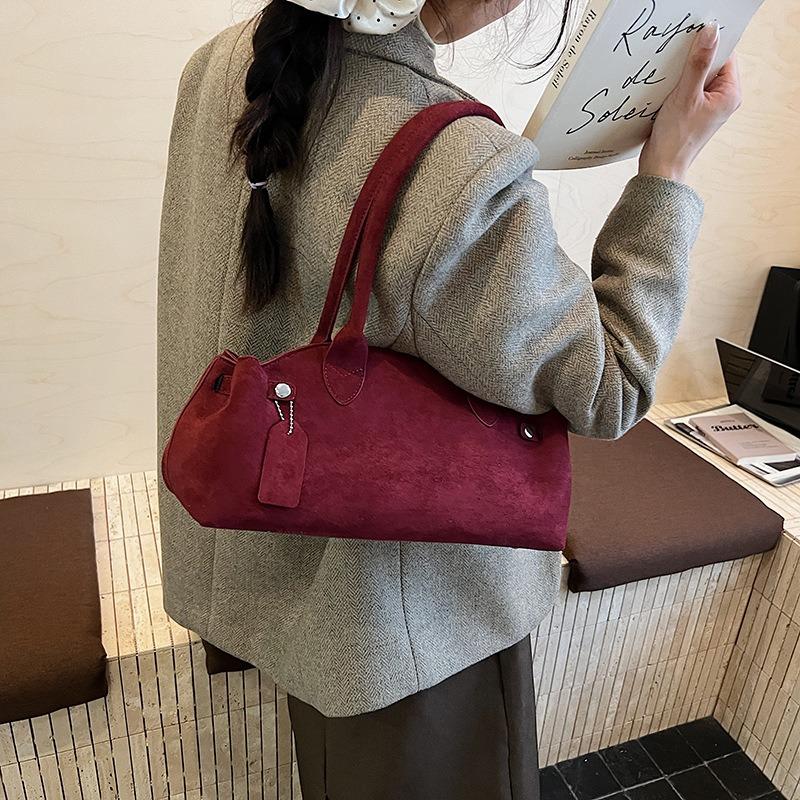 Premium texture suede underarm bag women's shoulder bag versatile fashion niche design baguette bag