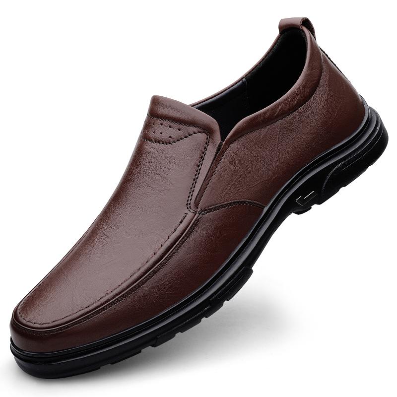 Novos Mocassins Masculinos Leves para Exterior 2024 Venda Quente Sapatos de Condução Masculinos em Couro Genuíno Sapato Casual Confortável Masculino de Alta Qualidade