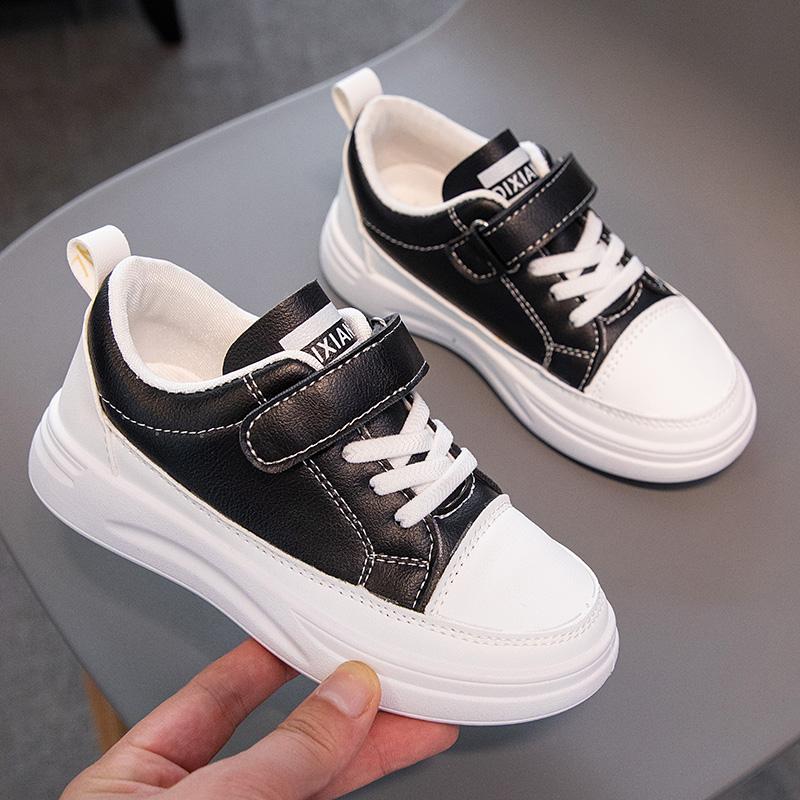 Детская минималистичная и модная низкая обувь на липучке для спорта и отдыха. Маленькие — фото 19