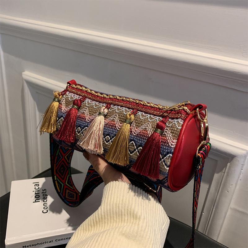 Fashionable Ethnic Style Embroidered Thread Cylinder Cross Shoulder Bag