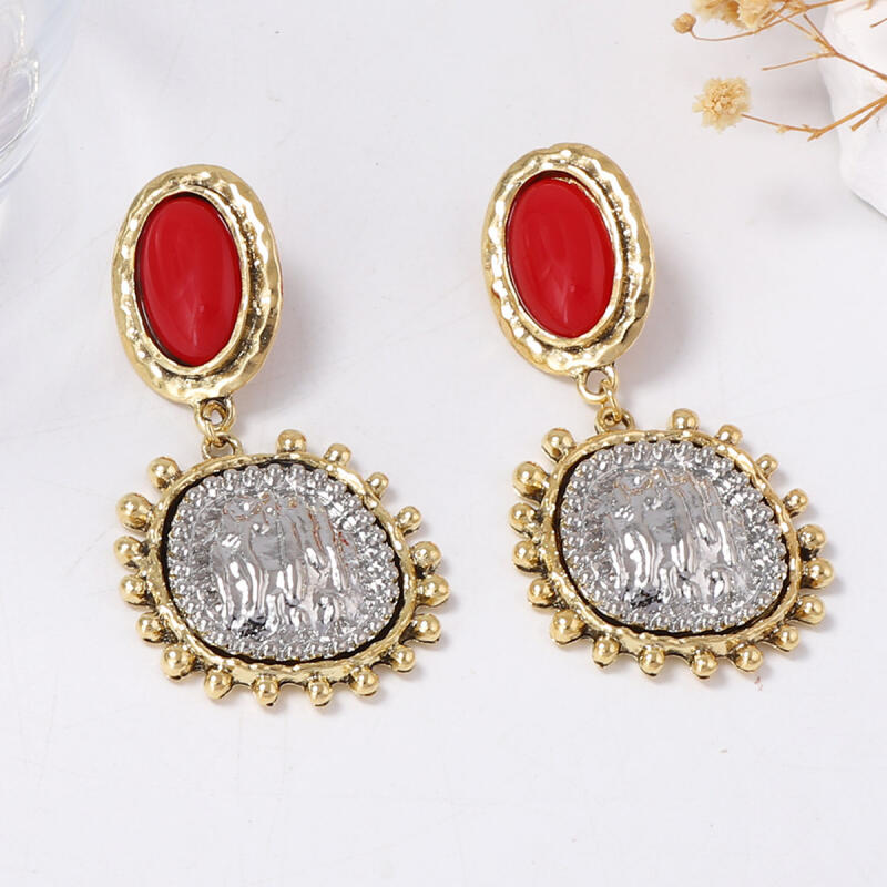 Retro Geometric Alloy Inlaid Resin Earrings for Women Ladies Europe and America Style Exaggerated Pendant Earrings Jewelry Gifts