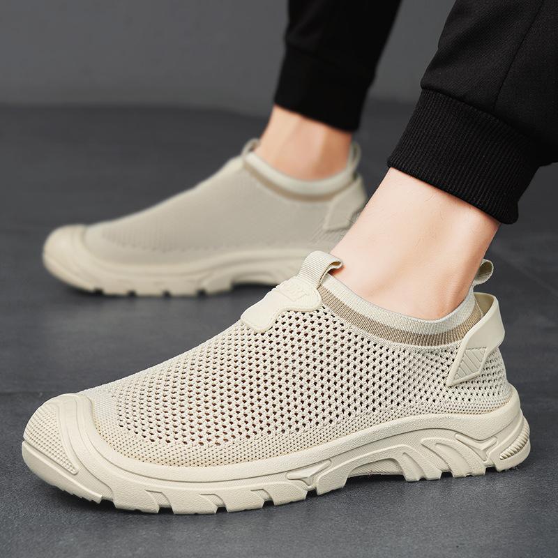 Old Beijing cloth shoes summer new trend hollow flying woven mesh breathable deodorant men's shoes fashion lazy one pedal
