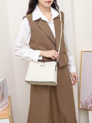 Borsa a mano da donna in vera pelle Autunno/Inverno: Borsa Quadrata a Tracolla Versatile con Multi-Scomparti