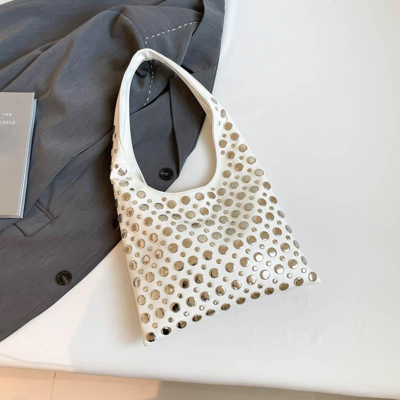 

Сумка через плечо из искусственной кожи с заклепками в стиле ретро для женщин 2025 года, новые сумки и кошельки в стиле панк, женские сумки-хобо подмышками белый