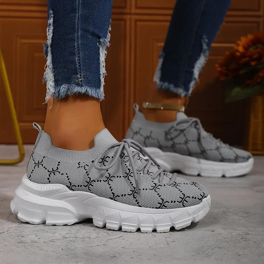 Fashion Women's Mesh Knitting Flat Shoes Lace-up Round Toe Breathable Sneakers Women Autumn Soft Sole Footwear Woman Wedge Sport Shoes