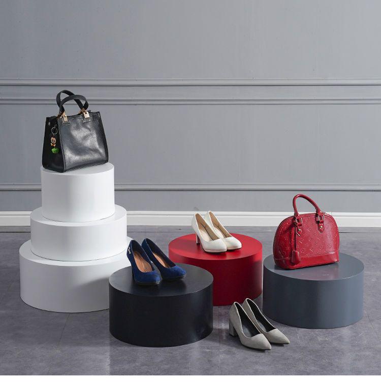 Circular Exhibition Stand: High & Low Platforms with Mannequin Base for Clothing Store Display