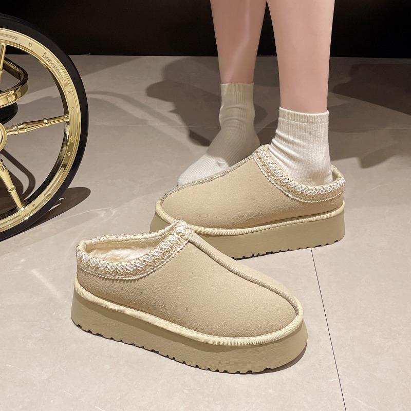 Thick-soled warm snow boots, new autumn and winter outer wear, piled fur integrated cotton shoes, women's bag head fluffy slippers