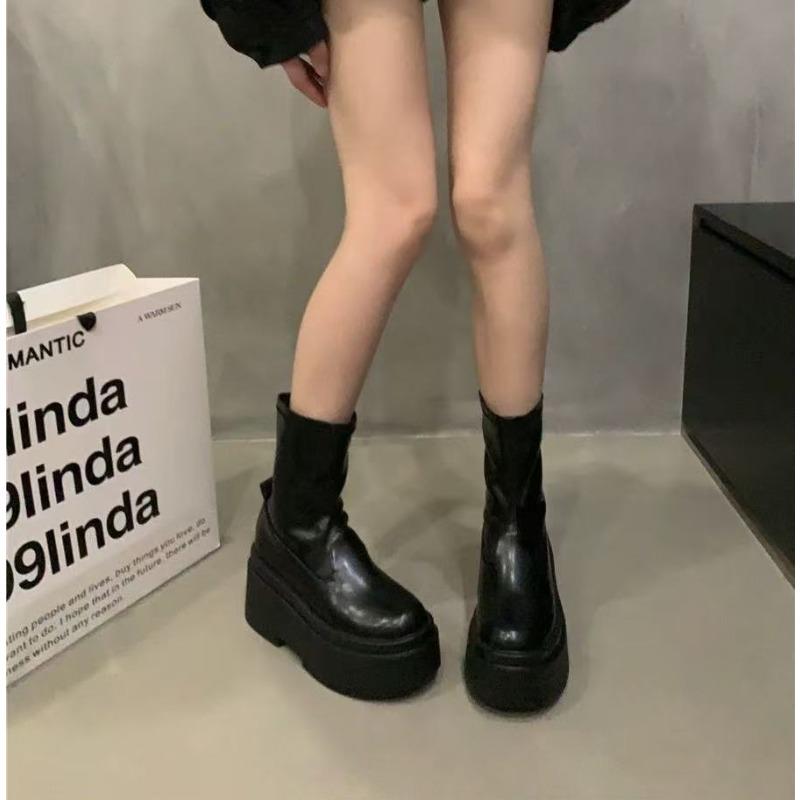 New autumn and summer thick-soled Martin boots, thin boots for women, good-looking and versatile, small and thin fashion