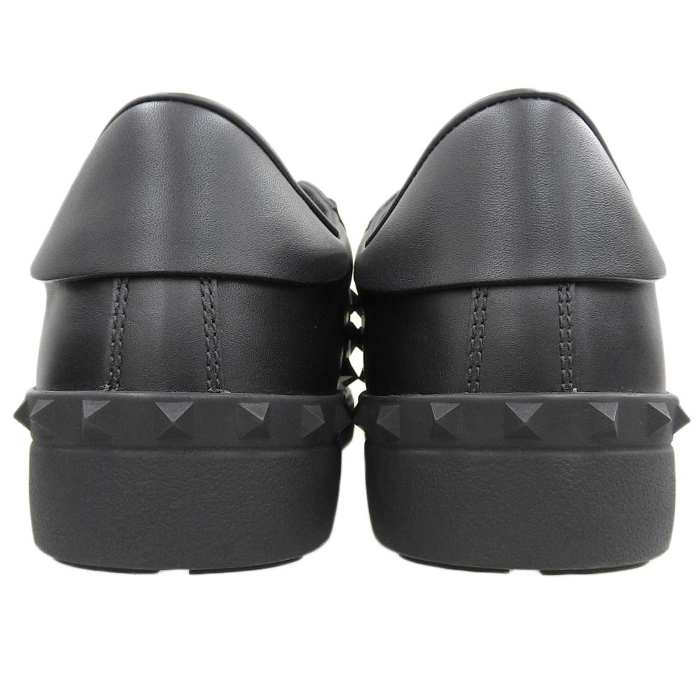 Valentino Garavani Excellent condition calf leather Rock Studs rubber sole lace-up sneakers, size 10.6, 2Y2S0931BXE shoes 42 blackUsed