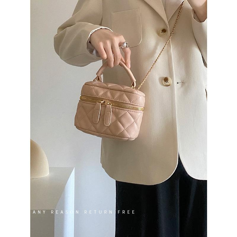 2025 Spring and Summer New Product Portable Mini Bag Rhombus Small Fragrant Wind Chain Bag Versatile Single Shoulder Crossbody Lipstick Small Bag
