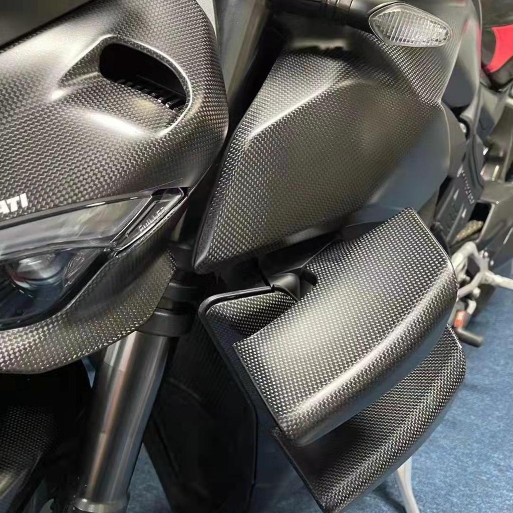 Ducati Streetfighter V2/V4/V4S Carbon Fiber Winglet Modification