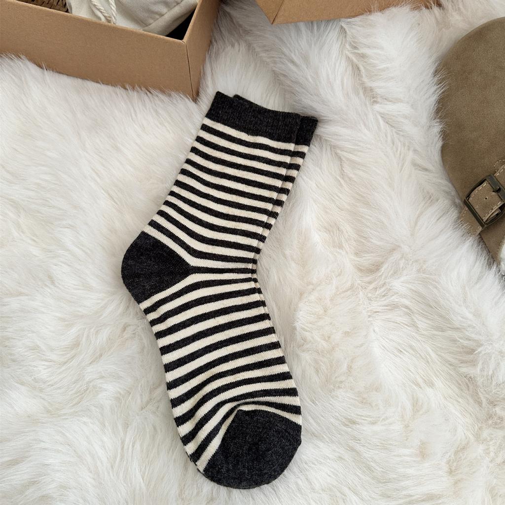 Cartoon Puppy Wool Socks Children Korean Tide Cute Medium Tube Socks Thickened Warm Cashmere Stacking Socks Stockings