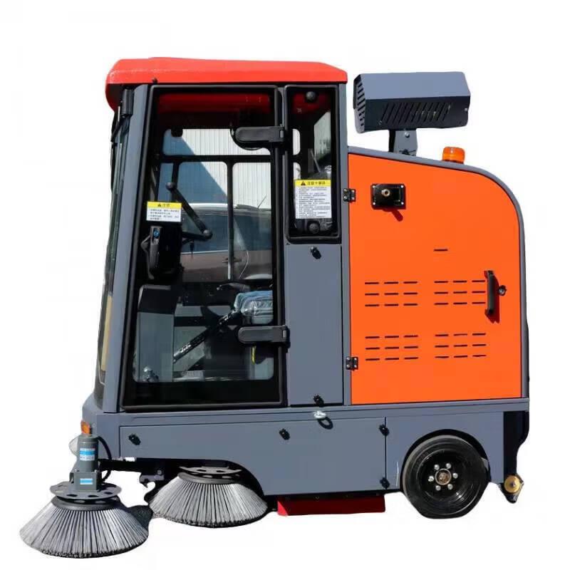 Ride-On Multi-Functional Floor Scrubber Sweeper CN plug (adapter included)