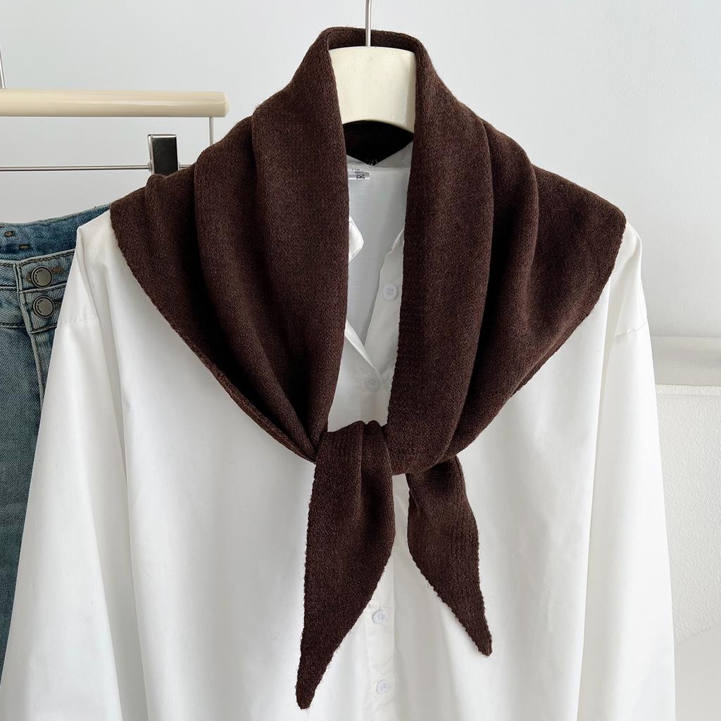 New Korean version solid color triangle scarf scarf women's warm knitted small scarf versatile outer neck protection scarf