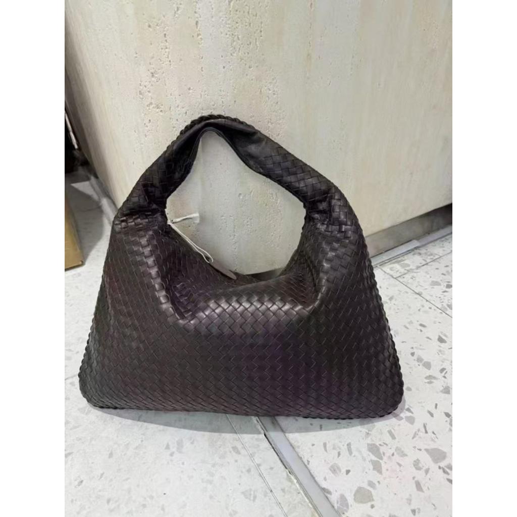 New Women's Bags, Cross-border Fashion Casual Women's Shoulder Bags, Large-capacity Casual Sheepskin Women's Bags, Hand-woven Bags