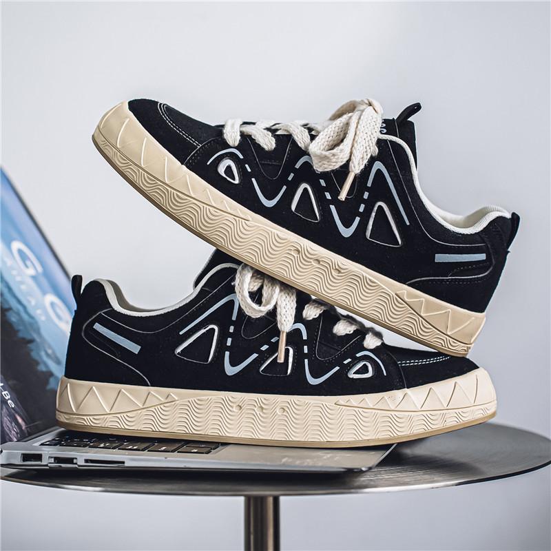 New Men's Thick-soled Skateboard Shoes Comfortable Non-slip Casual Vulcanized Shoes Lace-up Sneakers for Men Outdoor Activities