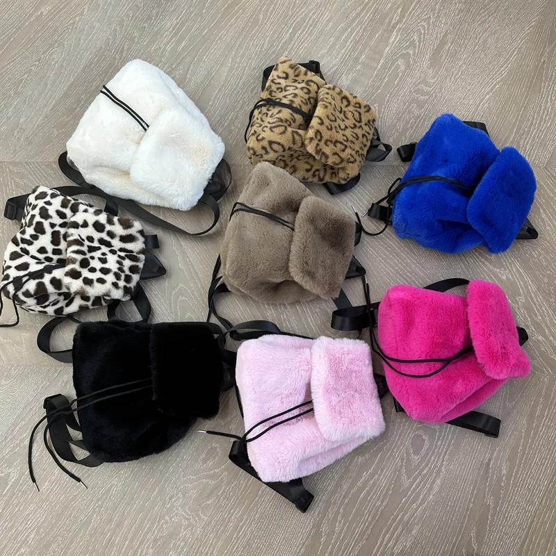 Mote Luksus Fuskepels Dame Ryggsekk Vinter Myk Plysj Dame Skolesekk Ensfarget Kvinnelig Pels Skuldervesker Håndvesker