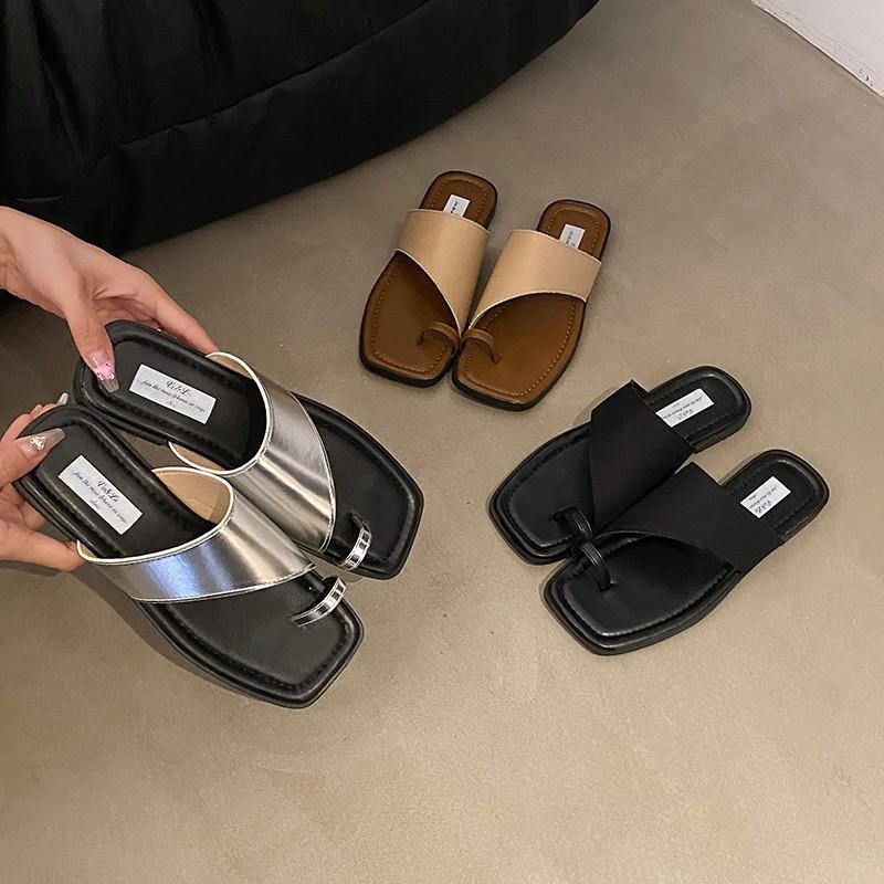 2025 Summer Women Leather Flip Flops Fashion Open Toe Solid Color Simple Leather Surface Versatile Women Slippers Tongs Femme