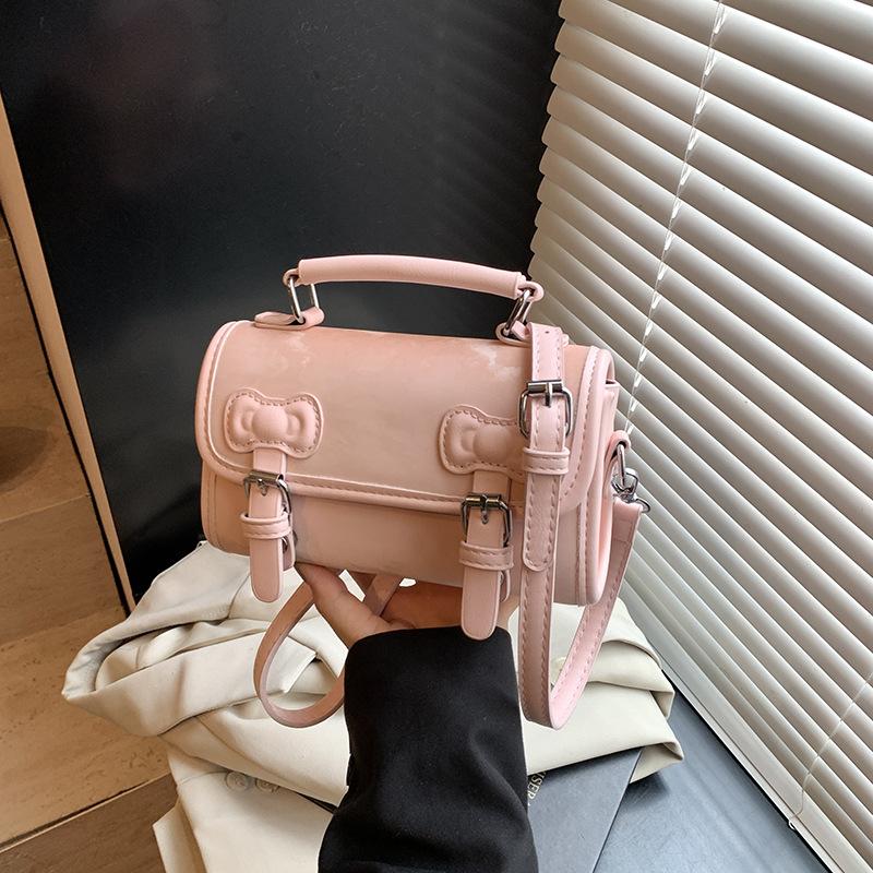 College Style Shoulder Bag Women's New Trendy Spring and Summer Fashion Messenger Versatile Sweet Portable Small Square Bag