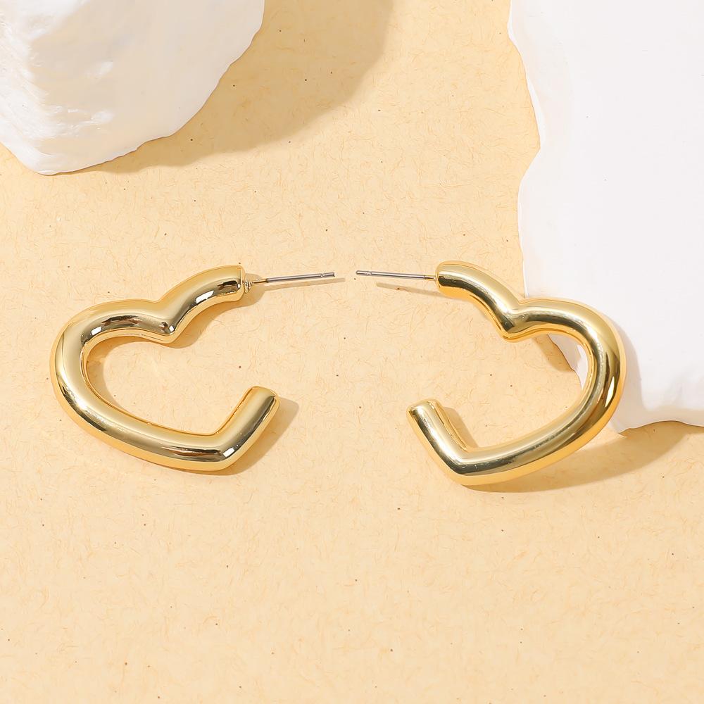 European and American Jewelry New High-end Gold Fashion Personality Exaggerated Stud Earrings Creative Circle Earrings Set