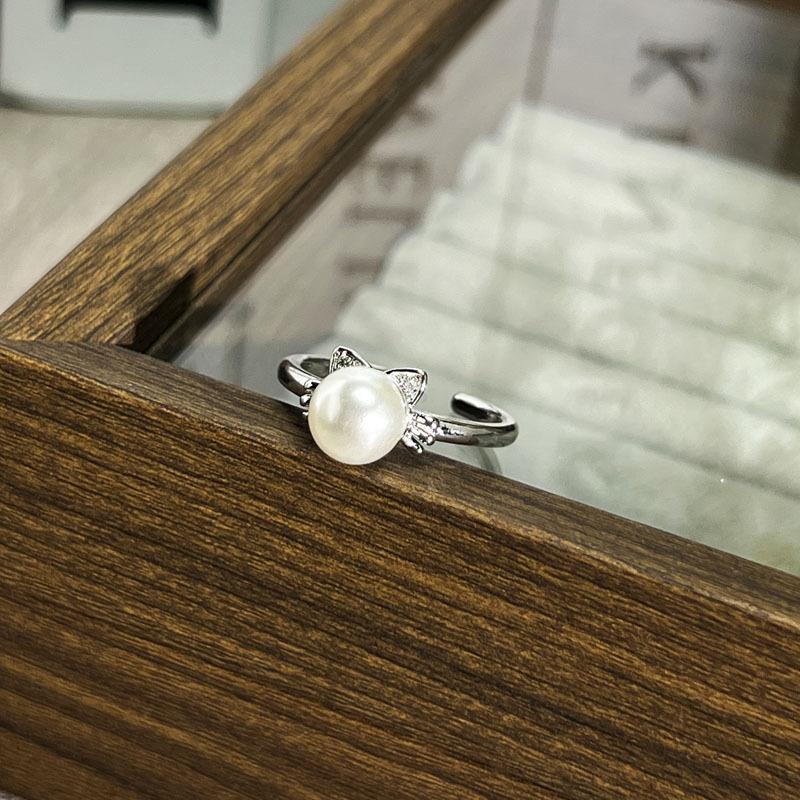 Sweet kitten pearl flower fashion open ring female Korean simple niche design sense exquisite fashion ring