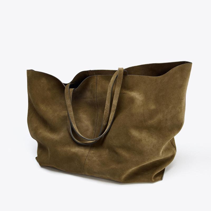 Nuova Borsa Tote Moda Vintage Semplice Designer Borsa Tote Opaca Autunno Inverno Borsa da Donna di Alta Qualità Grande Capacità 2026 Bag