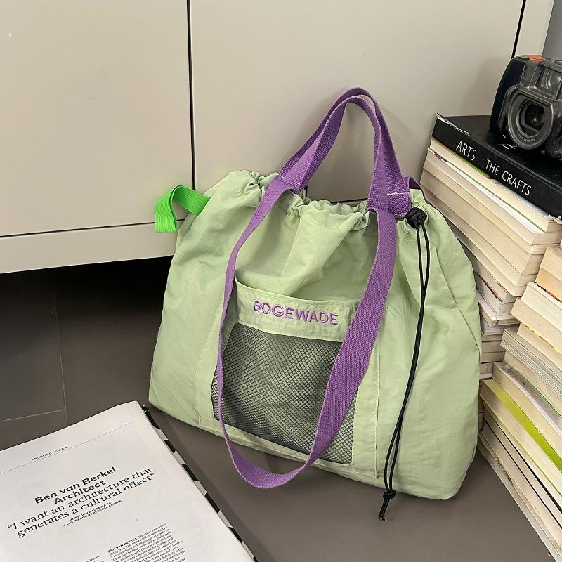 Large-capacity casual tote bag women's new fashion niche lightweight shoulder bag class commuter bag