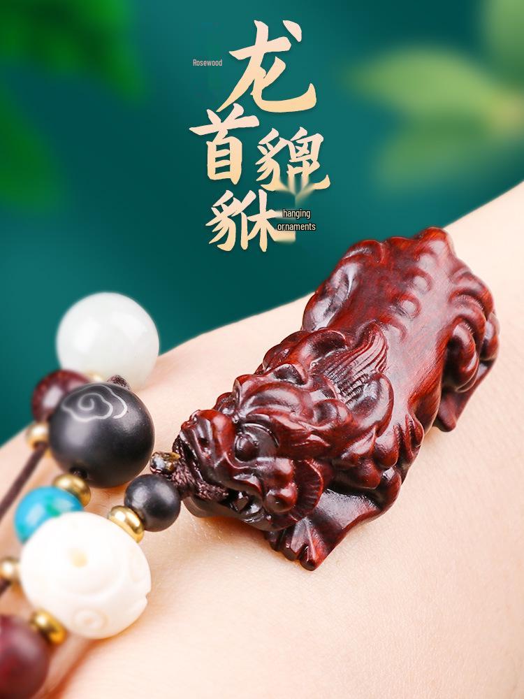 Purple Sandalwood Pixiu Keychain Pendant: Handmade Creative Ornament Buckle.