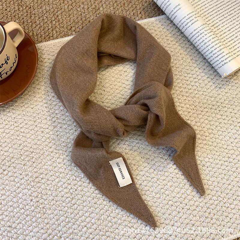 Maillard Retro Plaid Soft Waxy Scarf Women's Autumn and Winter Warm Decorative Triangle Scarf High-end Neck Scarf Accessories