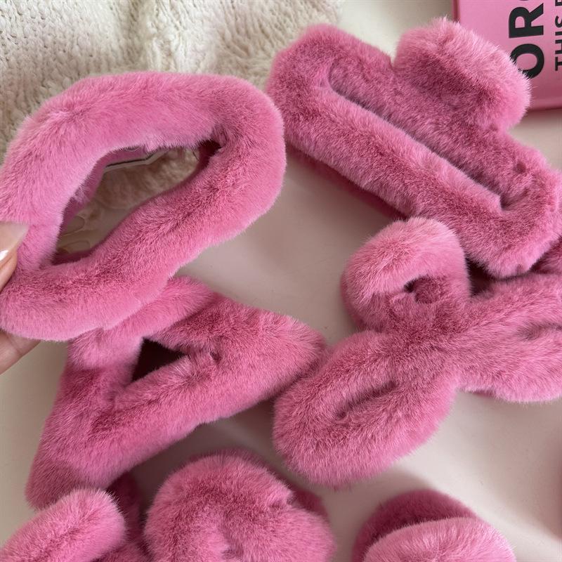 High-End Korean Plush Pink Shark Hair Clip - Autumn/Winter Collection