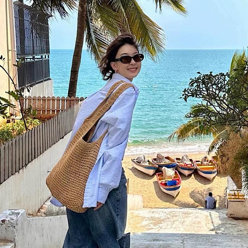Stylish Large Capacity Straw Woven Beach Tote Bag