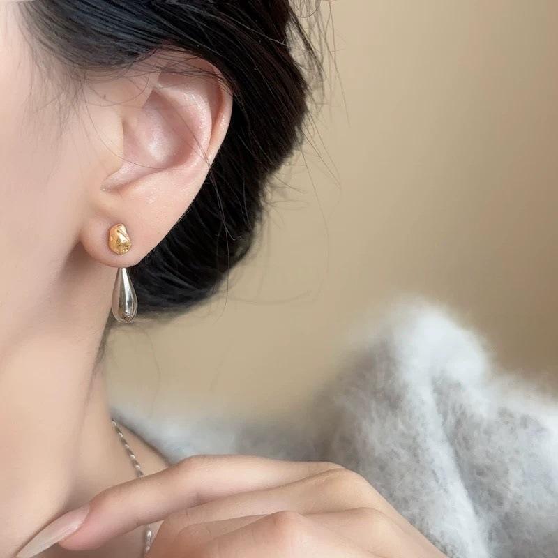 

Minimalist contrasting color water drop earrings women s light luxury high-end retro earrings, unique rear-hanging temperament earrings