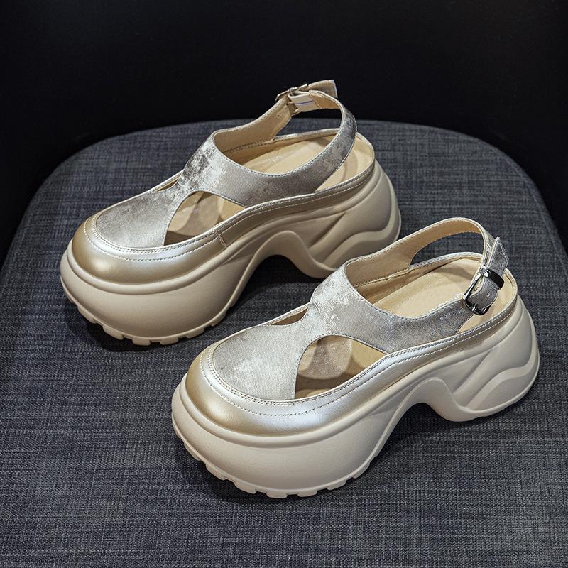 Small Thick-soled Bag Head Roman Sandals Women's 2025 Summer New Internet Celebrity Explosive Version Casual Fashion Versatile Women's Sandals