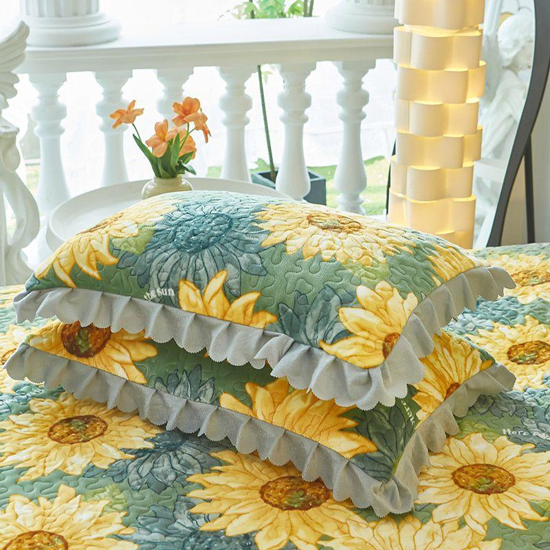 

Наволочка из молочного бархата Пара кружевных наволочек Утолщенная хлопковая застежка Теплая и красивая наволочка Сердцевина из одной подушки Кожа с бархатом 48*74cm-2pcs