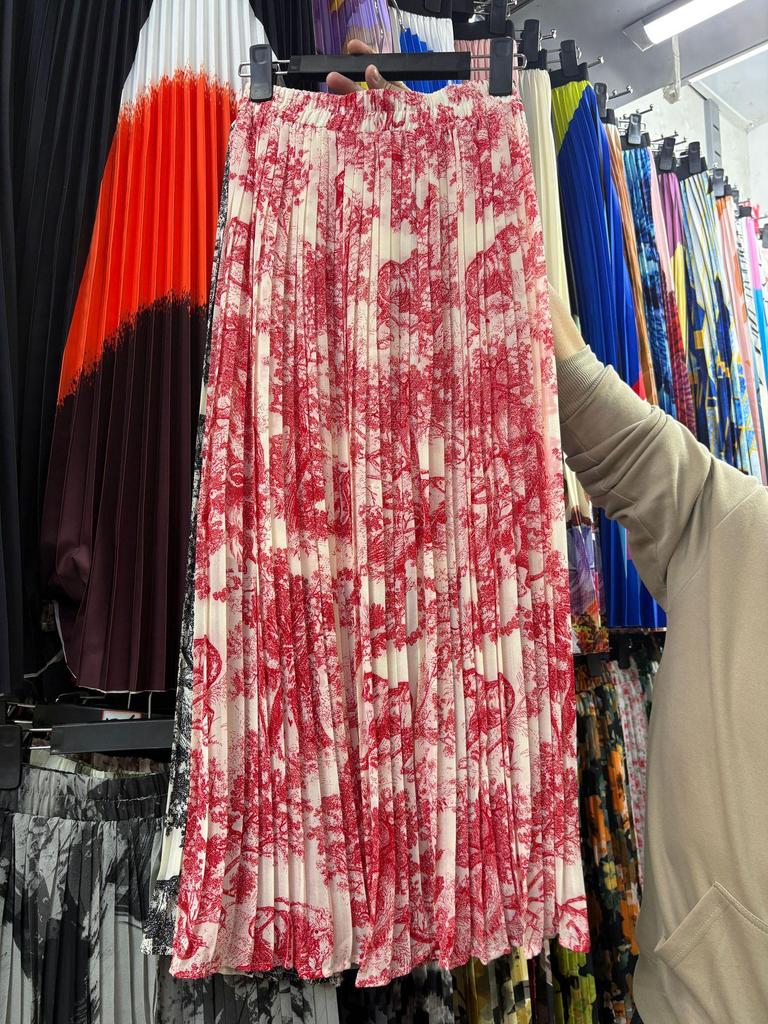 European & American Pleated Print Midi Skirt, Soft Chiffon Fabric, High Waist, Versatile Style